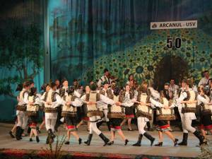 „Arcanul USV” participă la cel mai mare festival internaţional de folclor din ţară