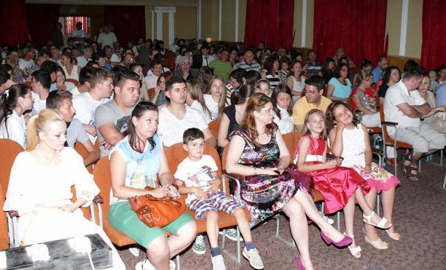 Festivalul Concurs pentru Tineret Fălticeni Folk şi-a desemnat câştigătorii