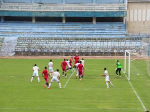 Rapid Suceava şi FC Botoşani au urmărit ieri să-şi cristalizeze schemele de joc