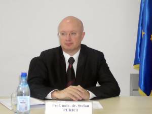 Prof. univ. dr. Ştefan Purici: „Interesul pentru programele de licență și masterat organizate în cadrul celor nouă facultăți ale USV se menține practic constant”