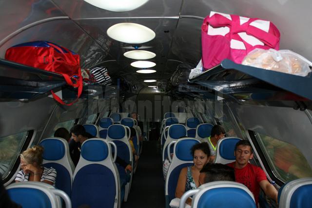 De regulă, aceste vagoane circulă de la Suceava la Paşcani sau până la Iaşi, pe trenurile folosite preponderent de navetişti şi elevi