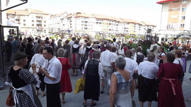 Etnicii germani din mai multe judeţe s-au adunat la Suceava pentru a sărbători Zilele Culturii Germane în Bucovina