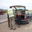 Poliţia Rutieră împreună cu un echipaj al Registrului Auto Român (RAR)  a verificat 311 maşini înmatriculate în alte state