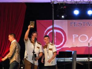 Trupa suceveană Icarus a obţinut marele premiu şi trofeul Festivalului naţional de folk „Poarta Sărutului” de la Târgu Jiu