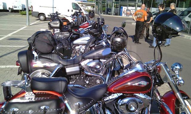 Întâlnire a posesorilor de Harley-Davidson, la Câmpulung Moldovenesc