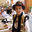 Andrei Răzvan Botez din Grăniceşti are 9 ani şi a câştigat premiul I la secţiunea Broderie pe piele