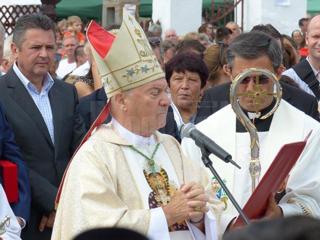 Mii de oameni au fost, ieri, în pelerinaj la Sanctuarul de la Cacica