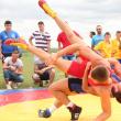 Părinți și copii pe terenul de rugby, la Festivalul „Sport și voie bună” de la Plopeni