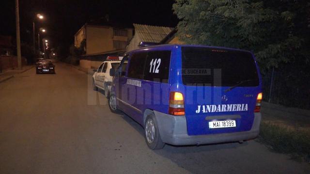 Jandarmii şi poliţia au intervenit în acea noapte pentru aplanarea scandalului
