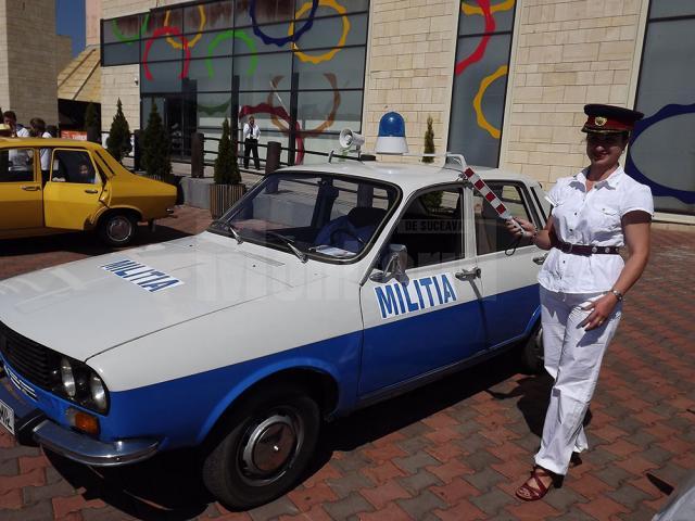 Maşina Miliţiei, una din atracţiile expoziţiei „Fabricat în România”