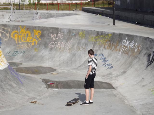 Groapă de gunoi în devenire, la Nordik Skate Park