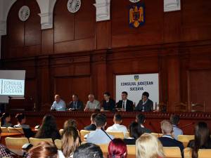 Prima conferință interregională a Consiliului Județean al Elevilor Suceava a debutat, ieri, la Palatul Administrativ din Suceava