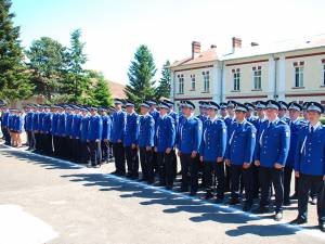 Concurenţă acerbă pentru un loc la Şcoala de Jandarmi Fălticeni