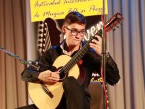 Eugen Toboș va susţine un concert de chitară clasică în cadrul proiectului “Folkever - festival de atitudine culturală”