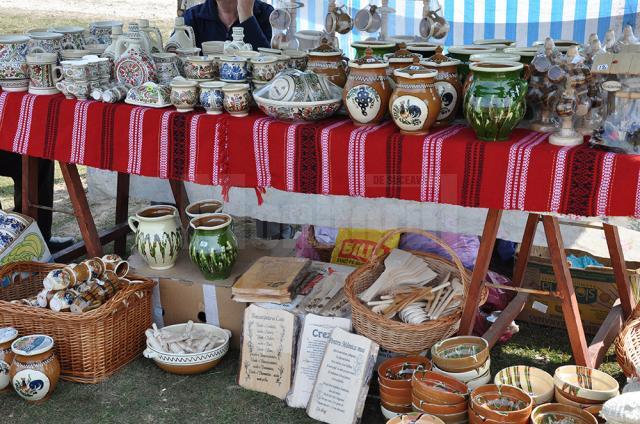 Festivalul „Tradiţii şi legende bucovinene” a transformat Horodnicul de Sus în capitala Moldovei