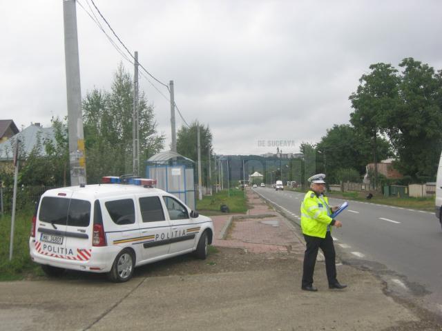 Control în trafic pentru depistarea şoferilor băuţi, în zona Vicovu de Sus