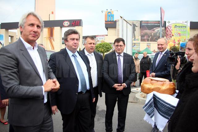 Ministrul Fondurilor Europene a deschis Târgul „Produs în Bucovina” de la Iulius Mall Suceava