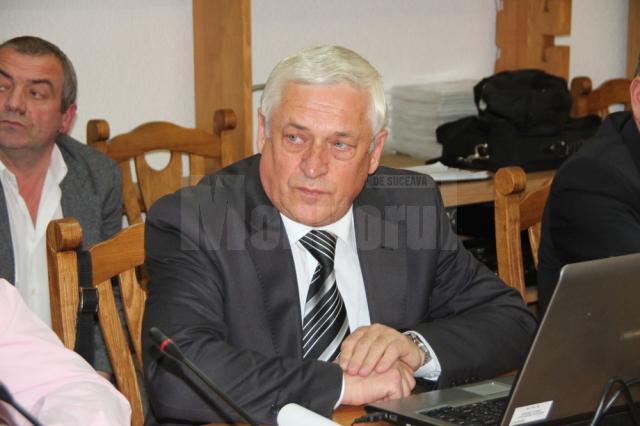 Şeful Inspectoratului Şcolar Judeţean Suceava, Gheorghe Lazăr