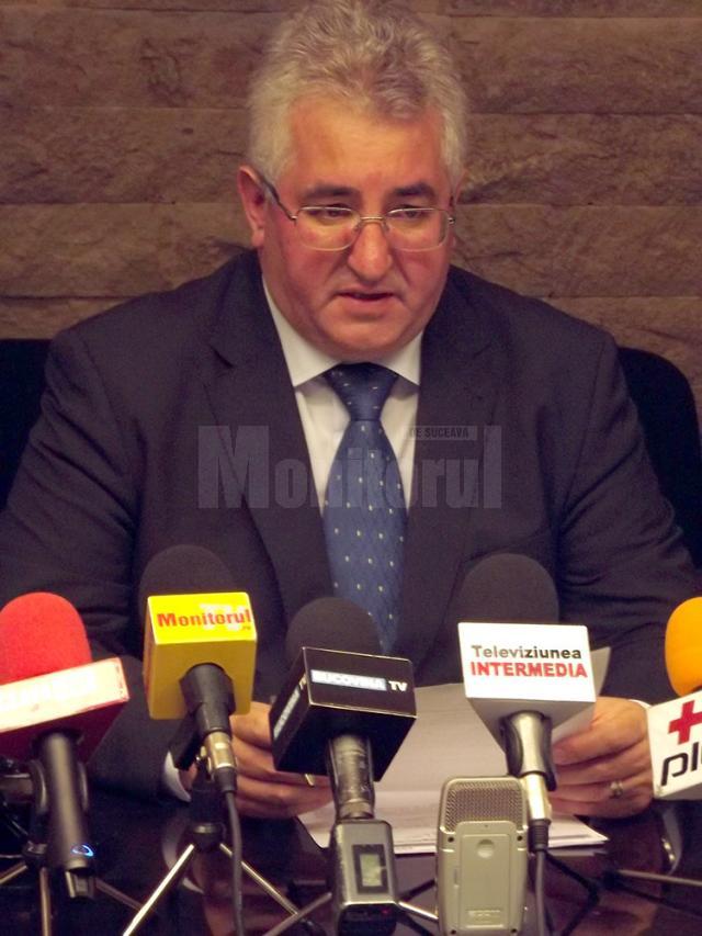 Ion Lungu: „Mi s-ar părea corect ca şi primarul, la fel ca preşedintele ţării, să-şi dea demisia din partid, după alegeri”