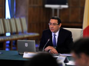 Candidatul Alianţei PSD-UNPR-PC la funcţia de preşedinte al României, Victor Ponta, le-a transmis contracandidaţilor săi invitaţia organizării unor dezbateri publice