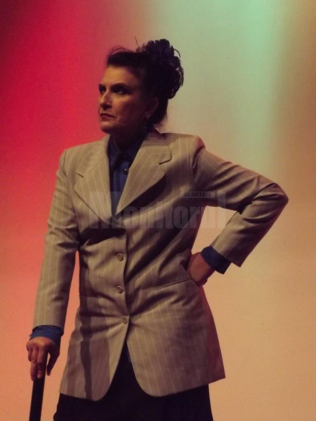 Piesa de succes „Amor în farmacie” jucată pe scena suceveană