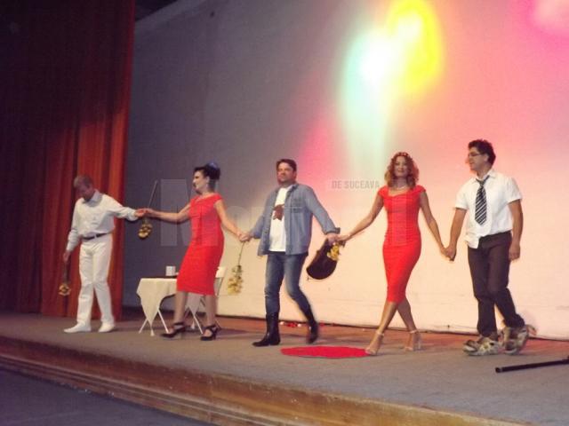 Piesa de succes „Amor în farmacie” jucată pe scena suceveană