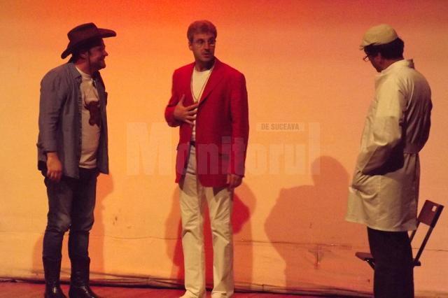 Piesa de succes „Amor în farmacie” jucată pe scena suceveană