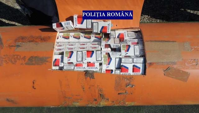 Un  tânăr a fost prins transportând aproape 15.000 de pachete de ţigări