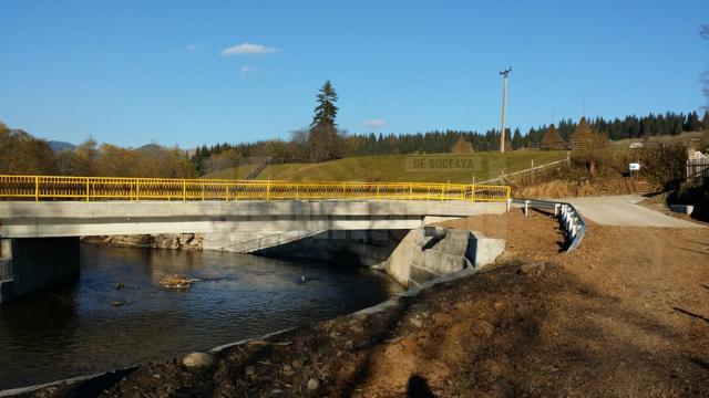 Lucrările la pod au fost finalizate în şase luni de zile