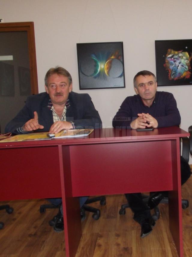 Primarul Marius Ursaciuc şi directorul festivalului, Mihai Mardare