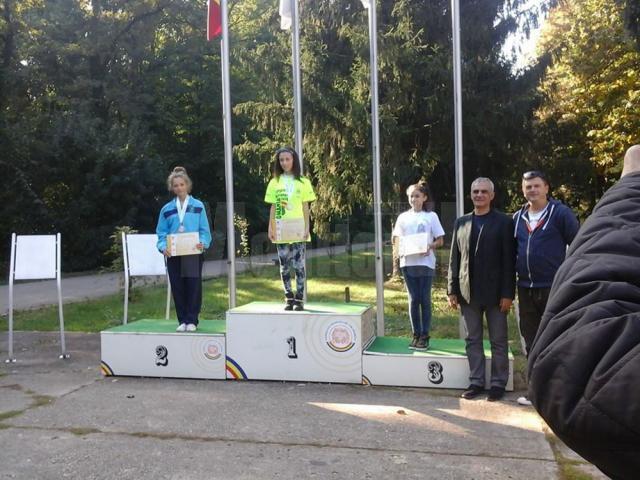 Podium cu Mihaela si Domnica