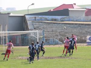 Rapid a remizat duminică, scor de 2-2, pe terenul liderului FC Voluntari
