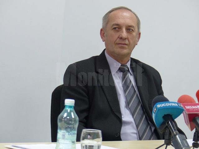 Prof. Valentin Ianoş, directorul interimar al Casei de Cultură a Studenţilor Suceava