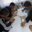 Elevi de la Centrul Şcolar pentru Educaţie Incluzivă participă, săptămânal, la Cercul de pictură “Penelul fermecat“