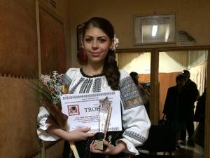Roxana Sava a câştigat trofeul Festivalului Naţional „Pe marginea Dunării”