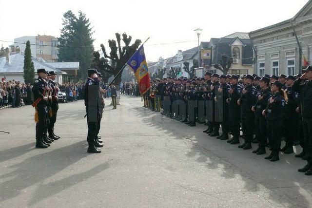 A şaptea serie de elevi jandarmi a depus jurământul militar