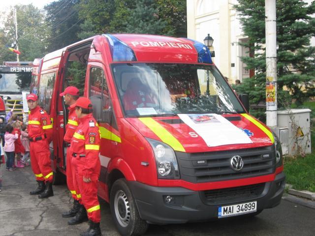 Detaşamentul de pompieri Suceava a intervenit cu două autospeciale şi o ambulanţă SMURD