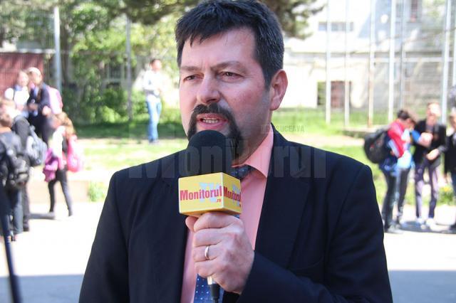 Dumitru Moraru - adjunctul Şcolii Gimnaziale „Miron Costin” Suceava