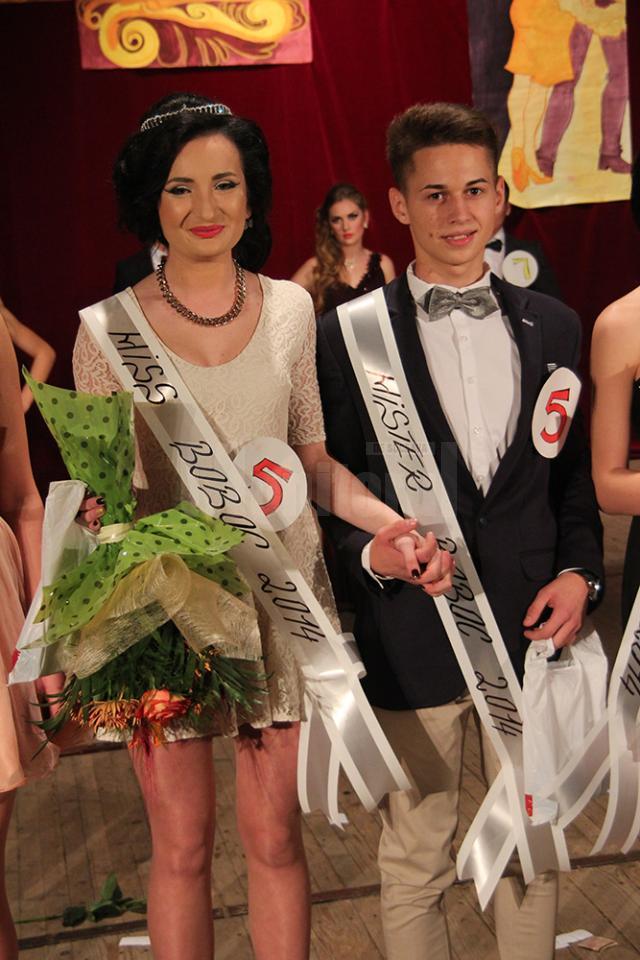 Ioana Grigoraş şi Sebastian Ojică au fost desemnaţi Miss şi Mister Boboc 2014