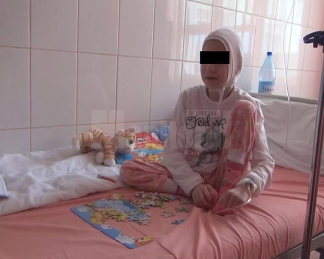 Adina cântărea doar 16 kilograme Adina în ziua în care a fost luată de la Moldoviţa