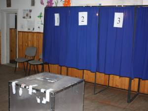 Alegerile din judeţul Suceava pentru preşedinţia României au început fără incidente
