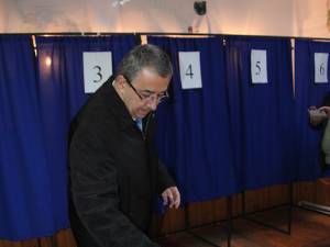 Florin Sinescu: „Este un vot pe care l-am acordat unui preşedinte cu speranţa că vom avea linişte”