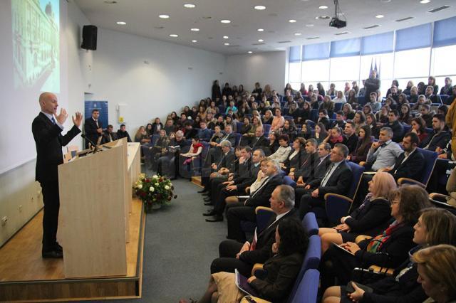 Viceguvernatorul BNR Bogdan Olteanu a prezentat, ieri, la Universitatea „Ştefan cel Mare” Suceava, un studiu referitor la situaţia exporturilor în lume, din 1962 până în 2012