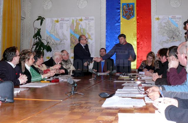 Viceprimarul municipiului Fălticeni, PNL-istul Gheorghe Aldea, a fost schimbat din funcţie
