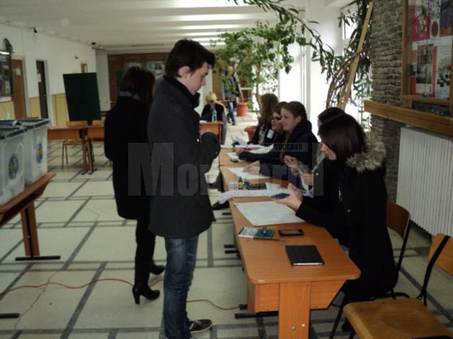Cel mai mare interes pentru alegerile parlamentare din Republica Moldova, în cazul rezidenţilor moldoveni în Suceava, s-a manifestat în rândul studenţilor
