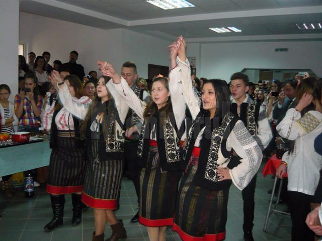 “România în sărbătoare”, la Colegiul Tehnic “Alexandru Ioan Cuza”
