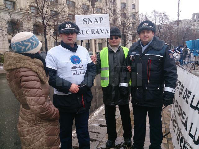 Reprezentanţi ai SNAP Suceava la protestul de la Bucureşti