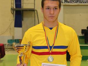 Sebastian Perepeliuc a câștigat medalia de bronz la categoria 96 de kilograme juniori I