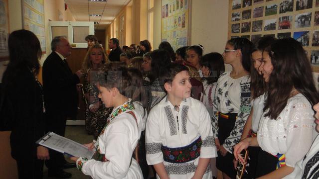 Școala Gimnazială „Bogdan Vodă” Rădăuți  a aniversat, pe 6 decembrie, 35 de ani de la înființare
