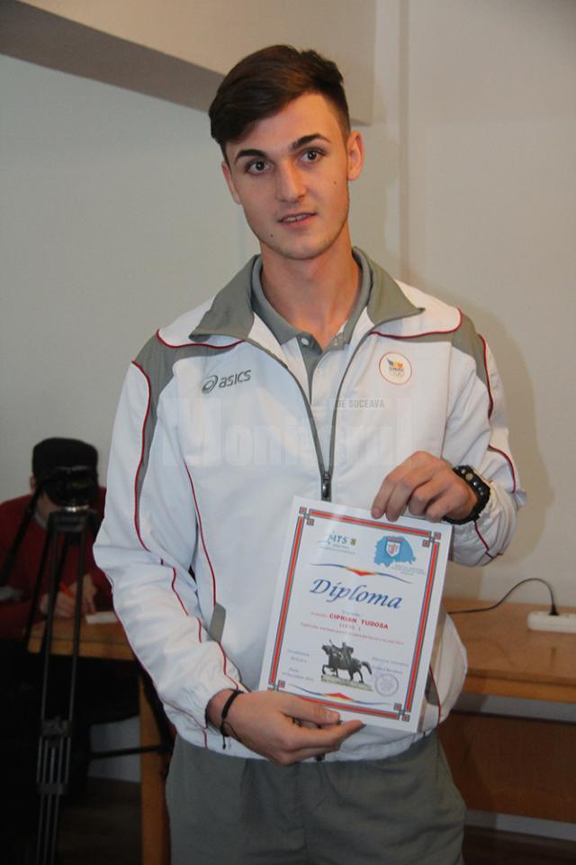 Canotorul Ciprian Tudosă de la CSȘ Nicu Gane Fălticeni a fost primul în topul DJST Suceava pe 2014